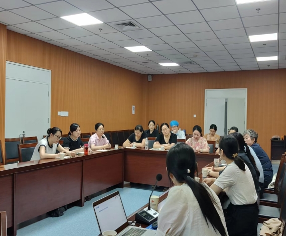 國藥東風(fēng)總醫(yī)院護(hù)理部召開2024年護(hù)理管理委員會工作會議